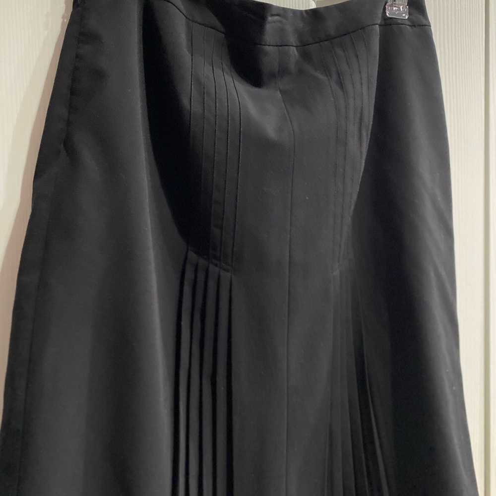 A gray skirt